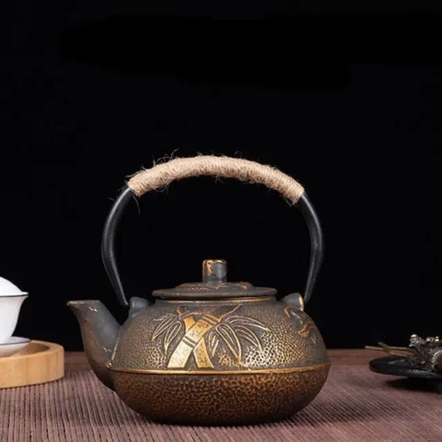 Théière Japonaise en Fonte Dorée Bambous 600ML