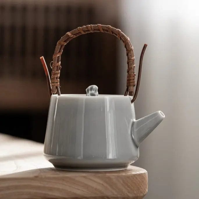 Théière Japonaise Haute en Porcelaine Grise 200ML